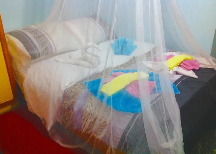 Economy Triple Room
