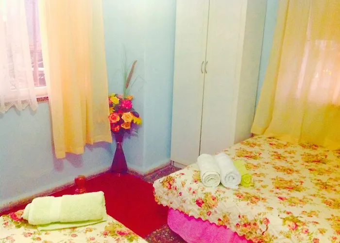 Economy Triple Room
