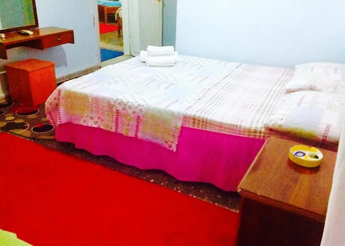 Economy King Room